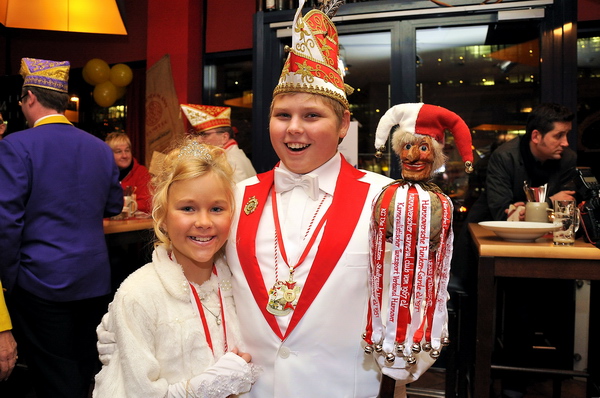 P_Party2011   027.jpg